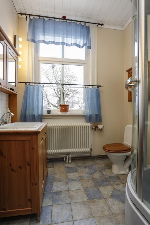 HagbackensGård Bed&Breakfast Örebro Eksteriør bilde